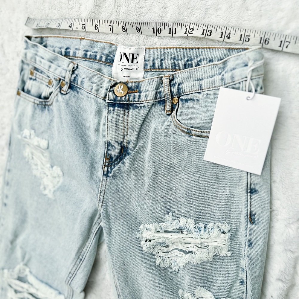 NWT- ONE TEASPOON Awesome Baggies Distressed Jean in Classic - Picture 14 of 15